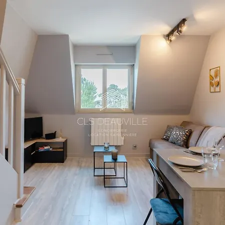 L'antoinette Cls Apartment