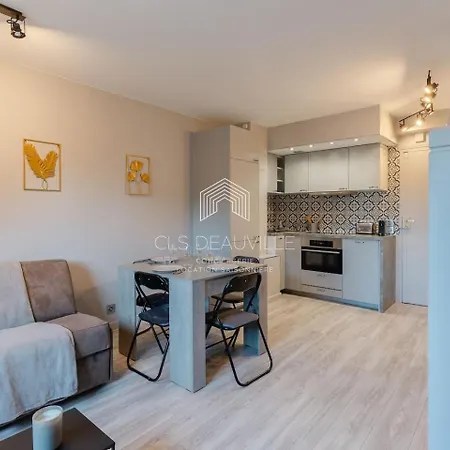 L'antoinette Cls Apartment