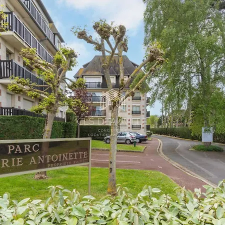 L'antoinette Cls Apartment